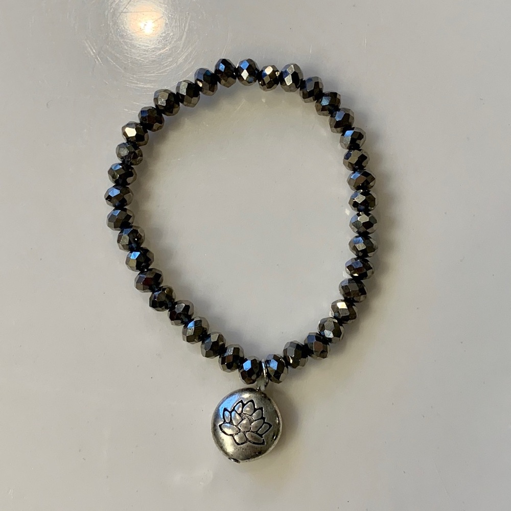 Lotus Flower stretchy beaded bracelet